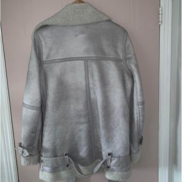 UO Oversized Faux Leather Aviator Jacket - Picture 4 of 4